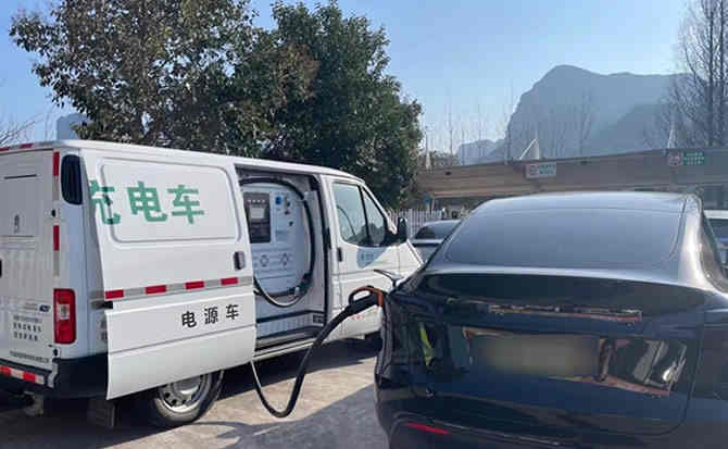 商水汽车搭电