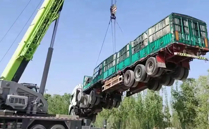 商水道路脱困救援案例
